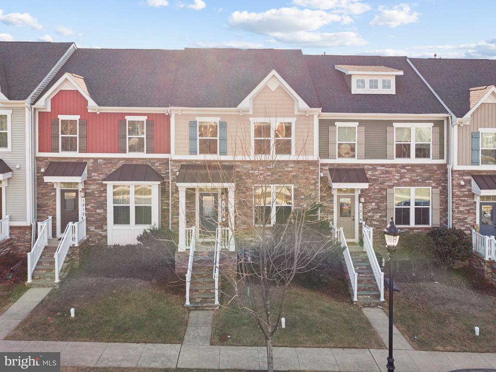 1214 SHENANDOAH SQUARE S