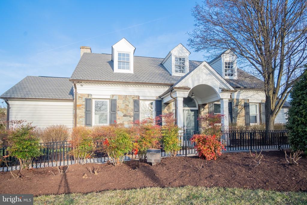104 PENWICK CIRCLE