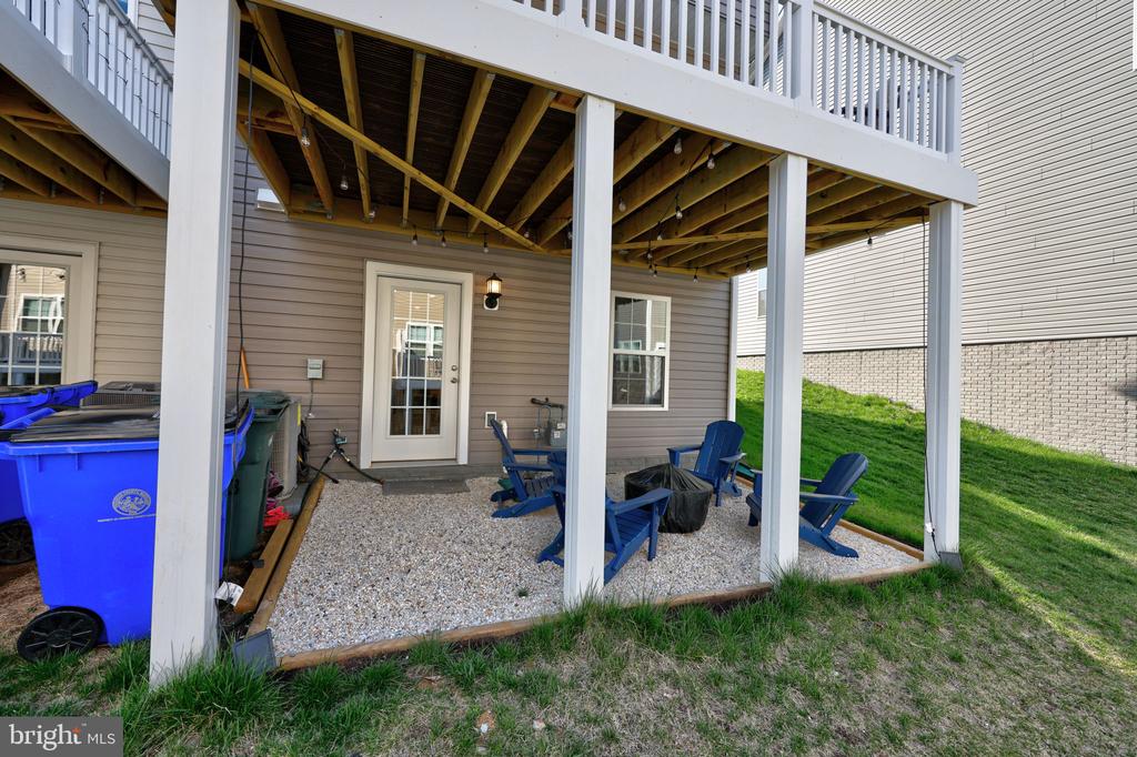 2353 SPRUCE KNOB TER