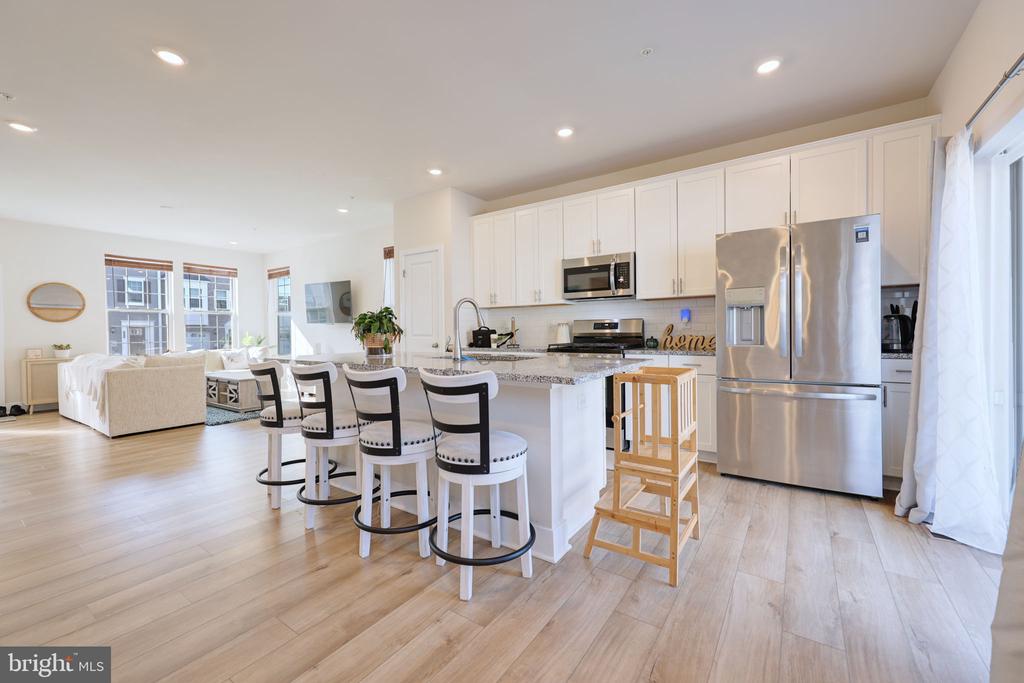 2353 SPRUCE KNOB TER