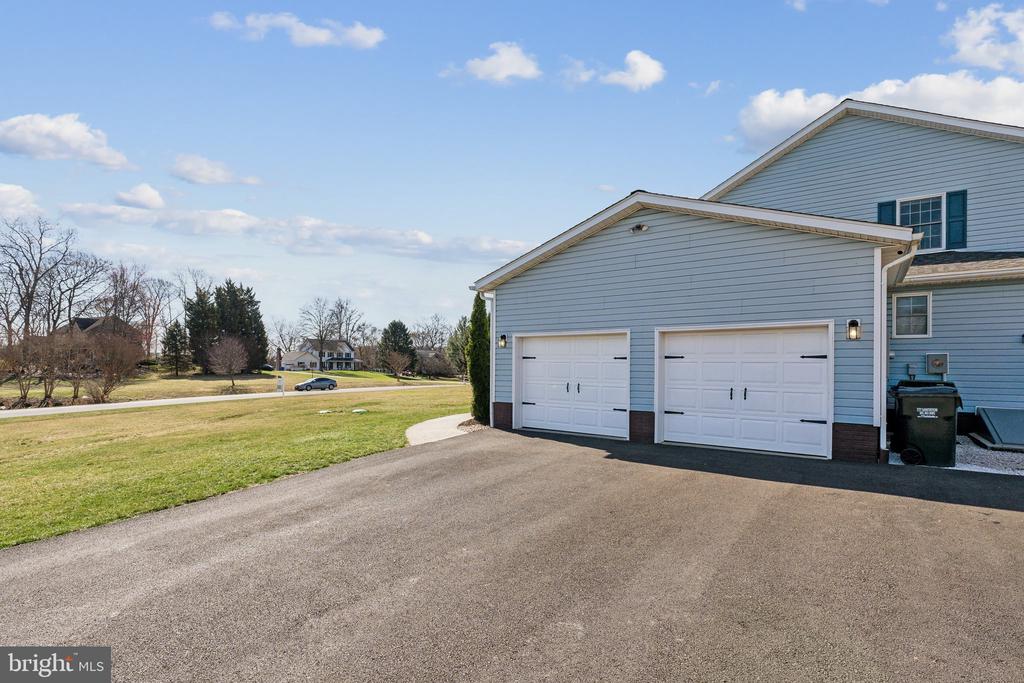 2994 HOPE MILL LN