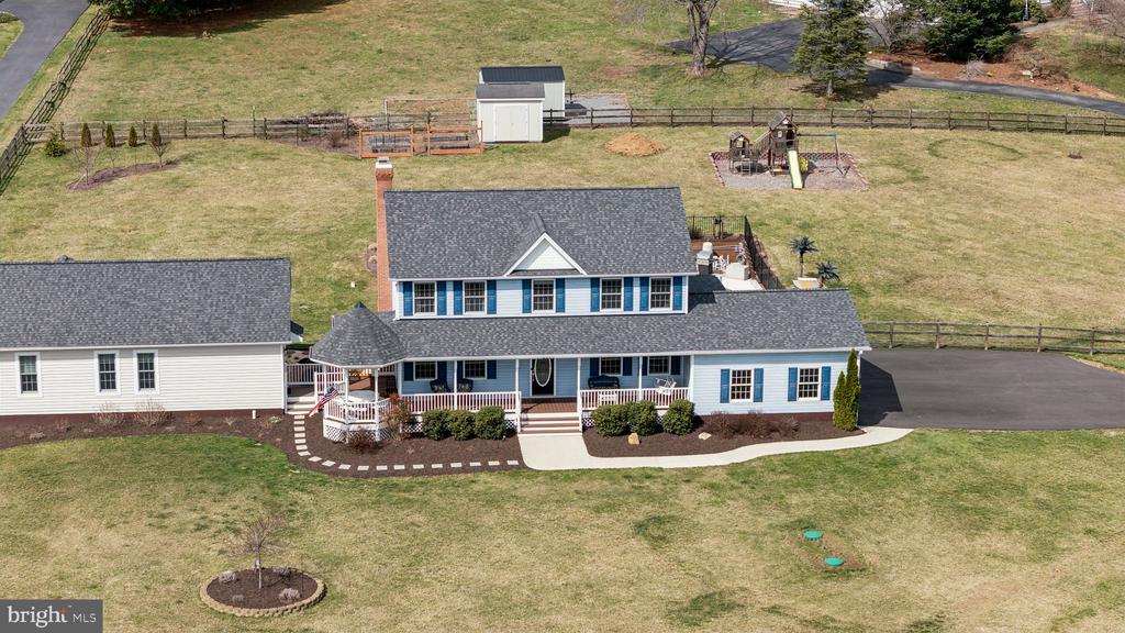 2994 HOPE MILL LN