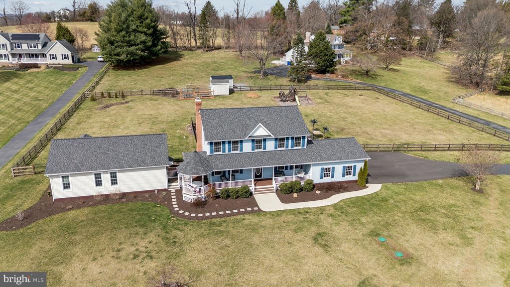 2994 HOPE MILL LN