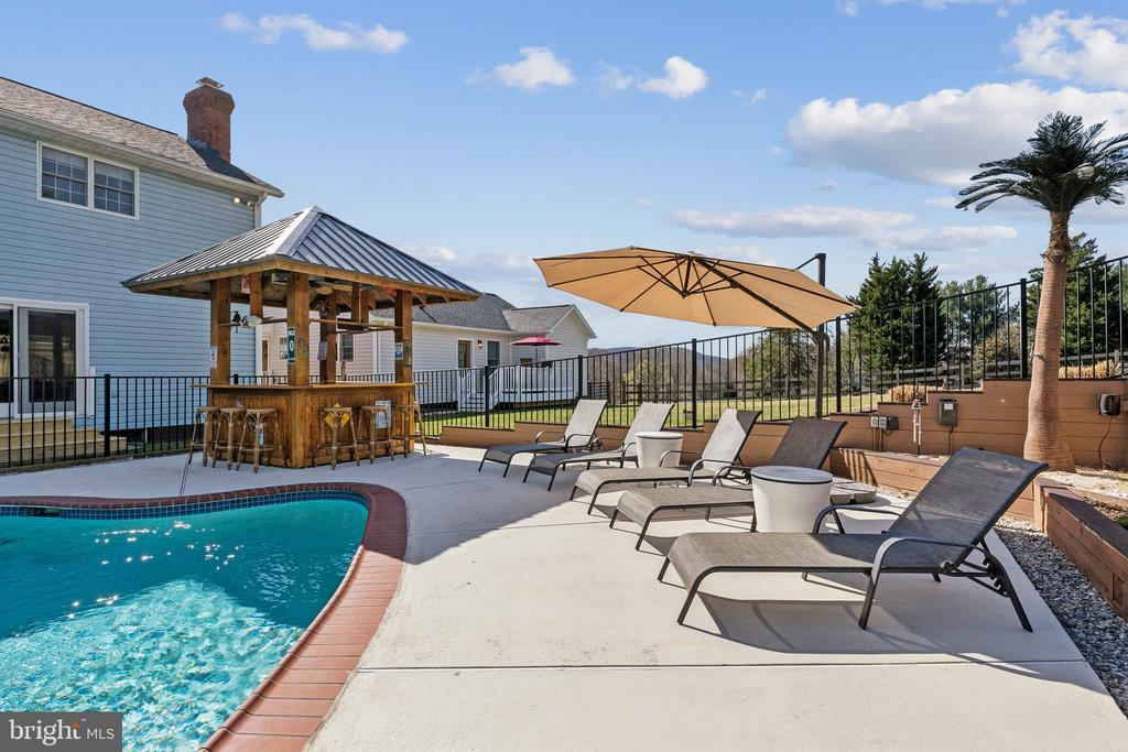 2994 HOPE MILL LN
