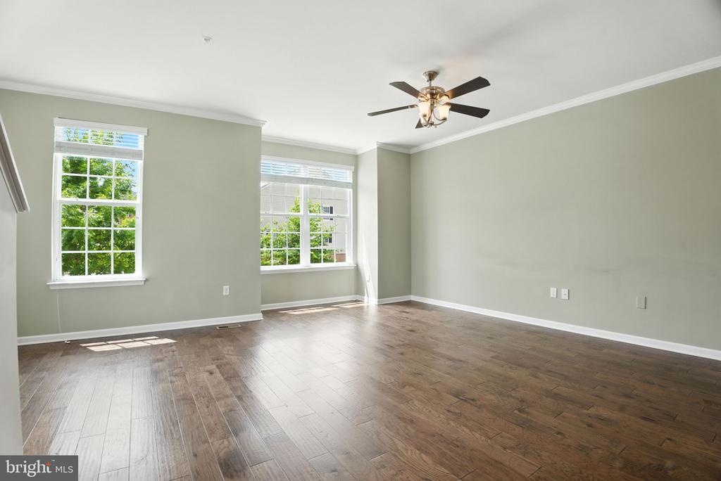 6388 BETTY LINTON LANE