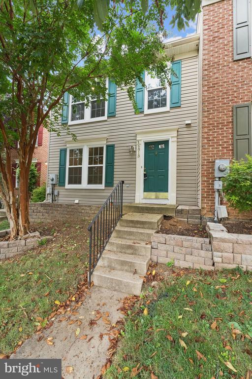 6813 FALLARD PLACE