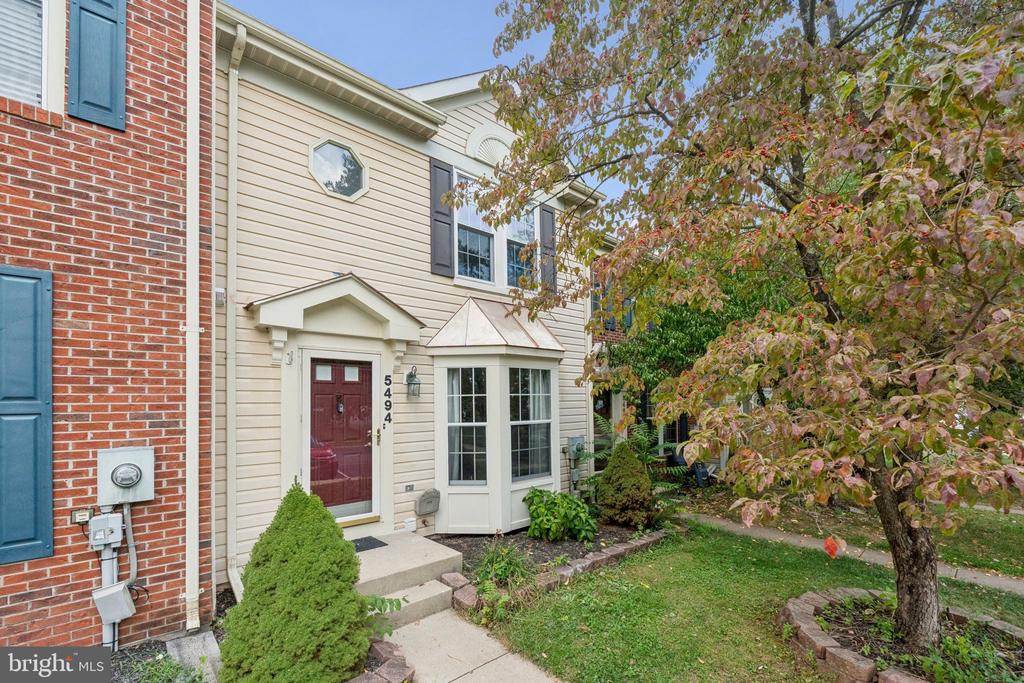 5494 PRINCE WILLIAM COURT