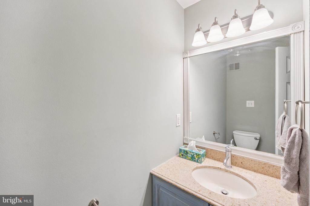 5494 PRINCE WILLIAM COURT