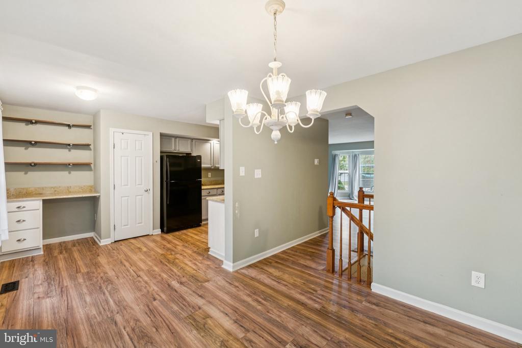 5494 PRINCE WILLIAM COURT