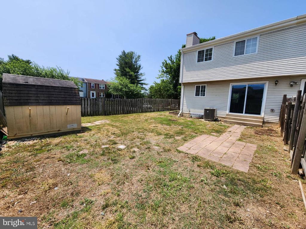 1768 CARRIAGE WAY