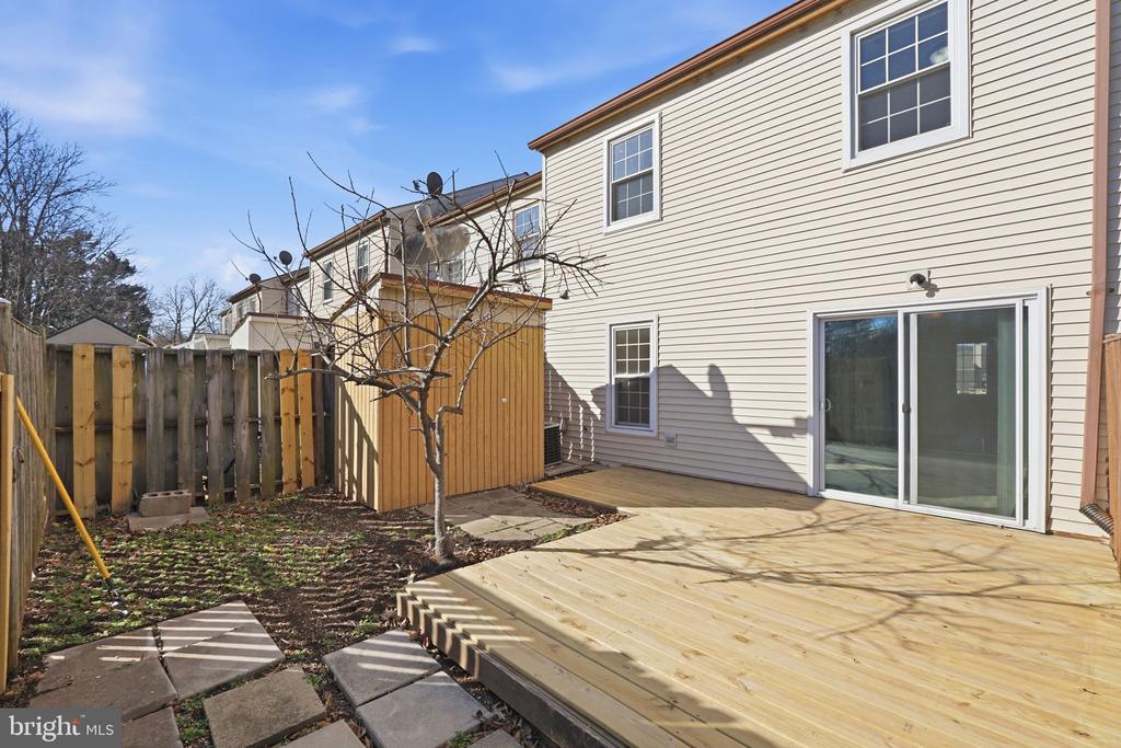 111 LAUREN COURT