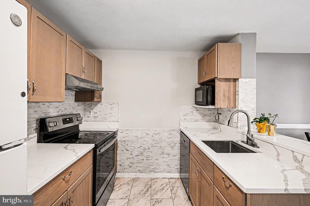 1249 DANIELLE DRIVE Unit: 1249A