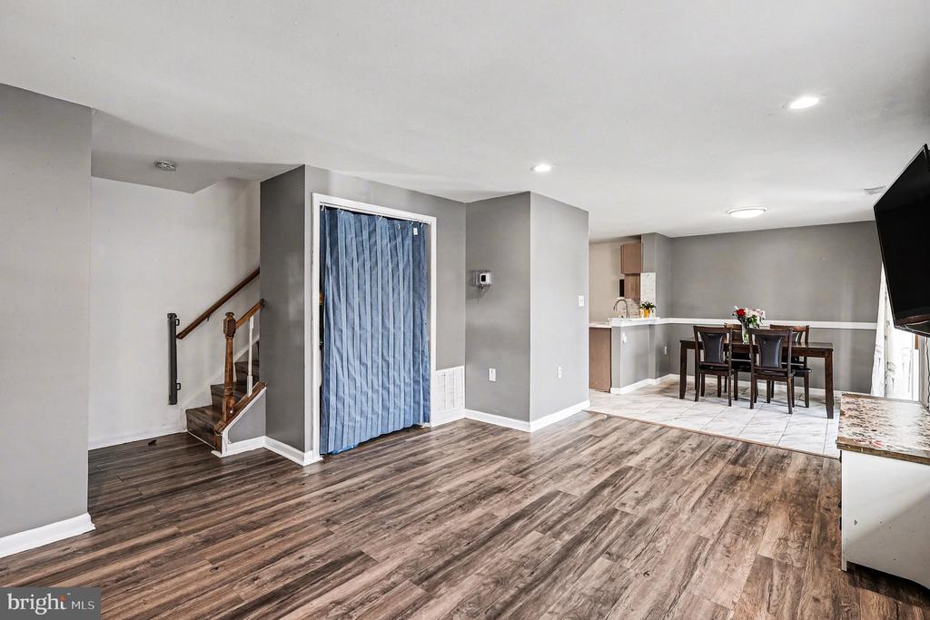 1249 DANIELLE DRIVE Unit: 1249A
