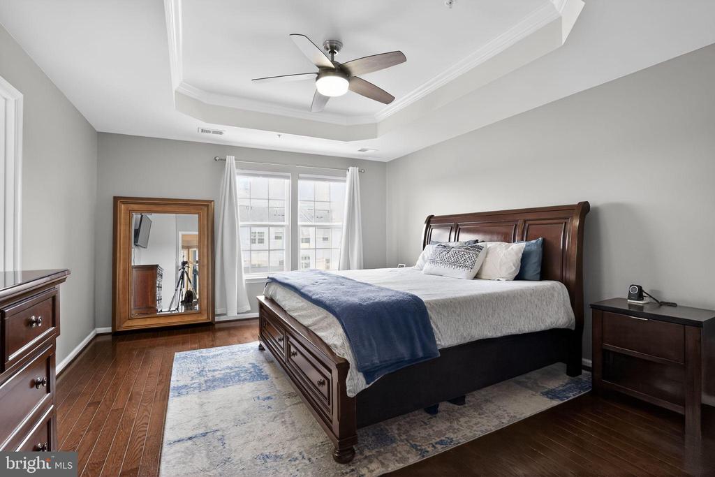 6413 WALCOTT LANE