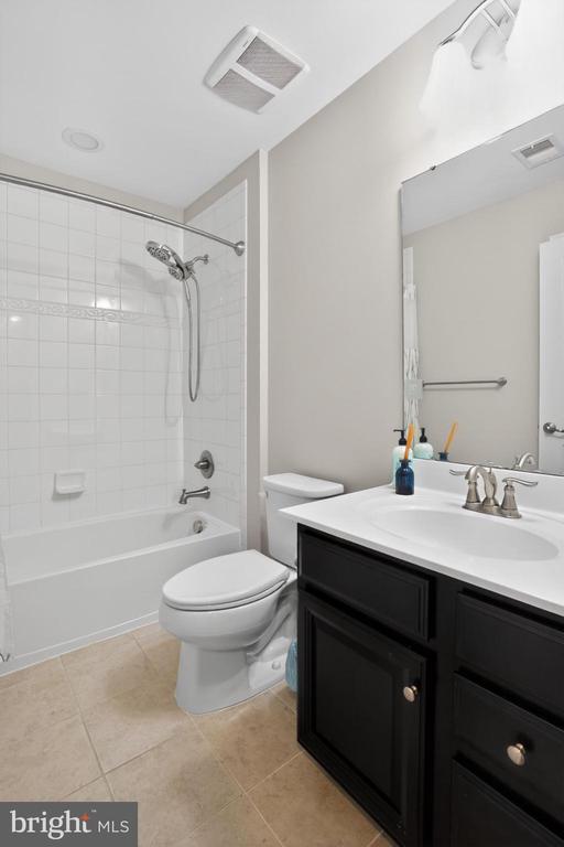 6413 WALCOTT LANE