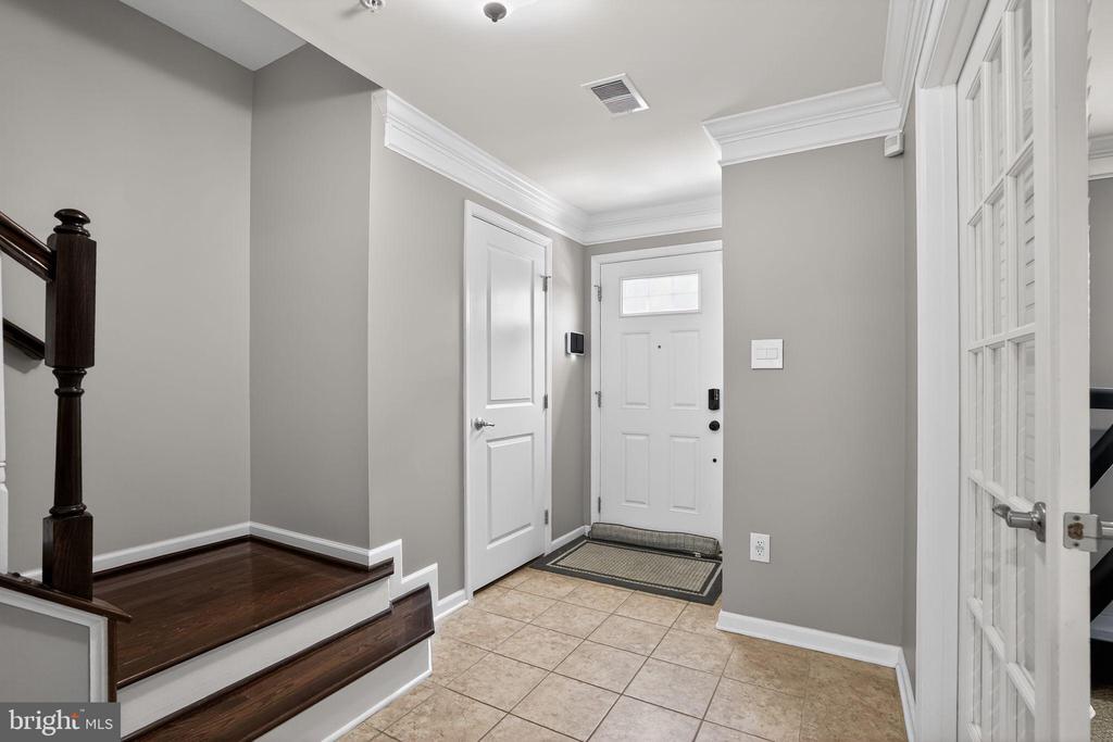 6413 WALCOTT LANE