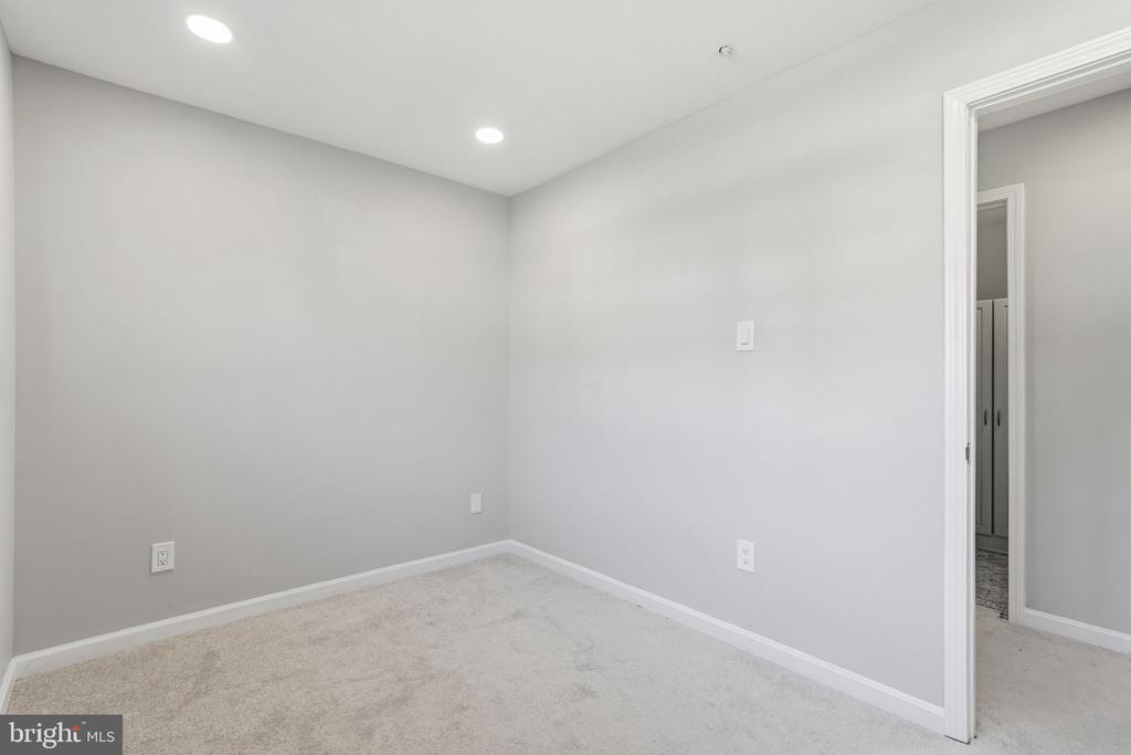 6203 CLIFFSIDE TERRACE