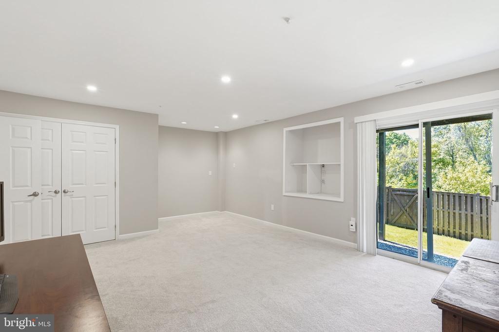 6203 CLIFFSIDE TERRACE