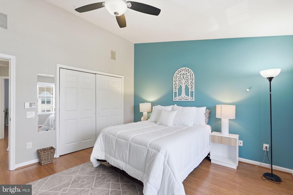 6203 CLIFFSIDE TERRACE