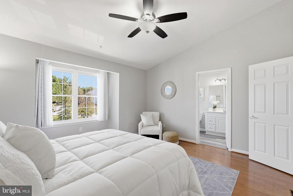6203 CLIFFSIDE TERRACE
