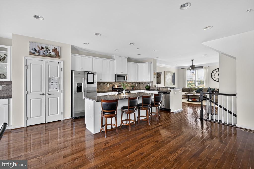 6357 WALCOTT LANE