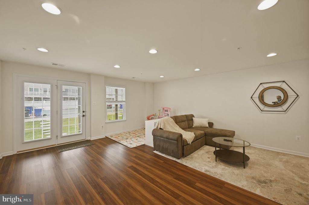 6357 WALCOTT LANE