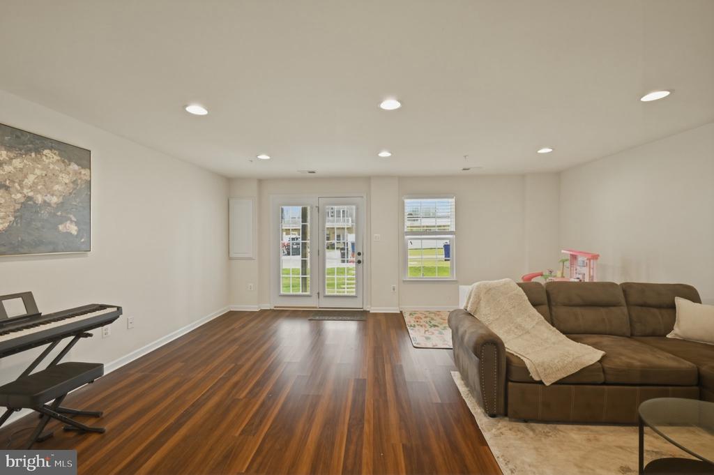 6357 WALCOTT LANE