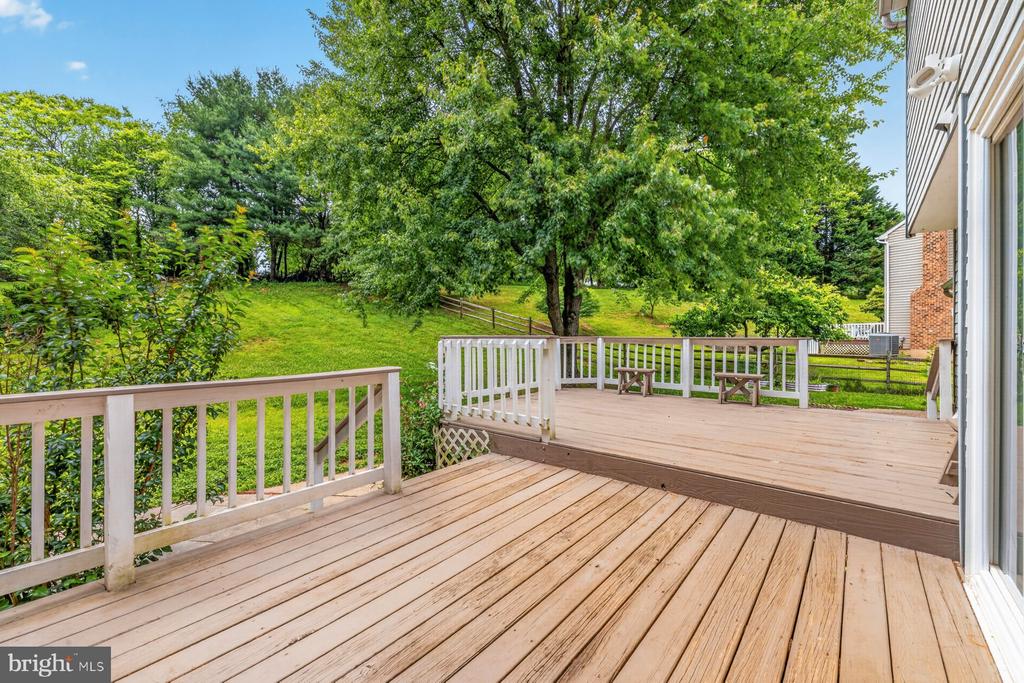 302 SPRING GATE COURT