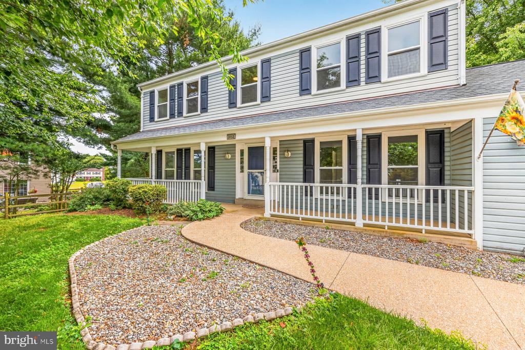 302 SPRING GATE COURT