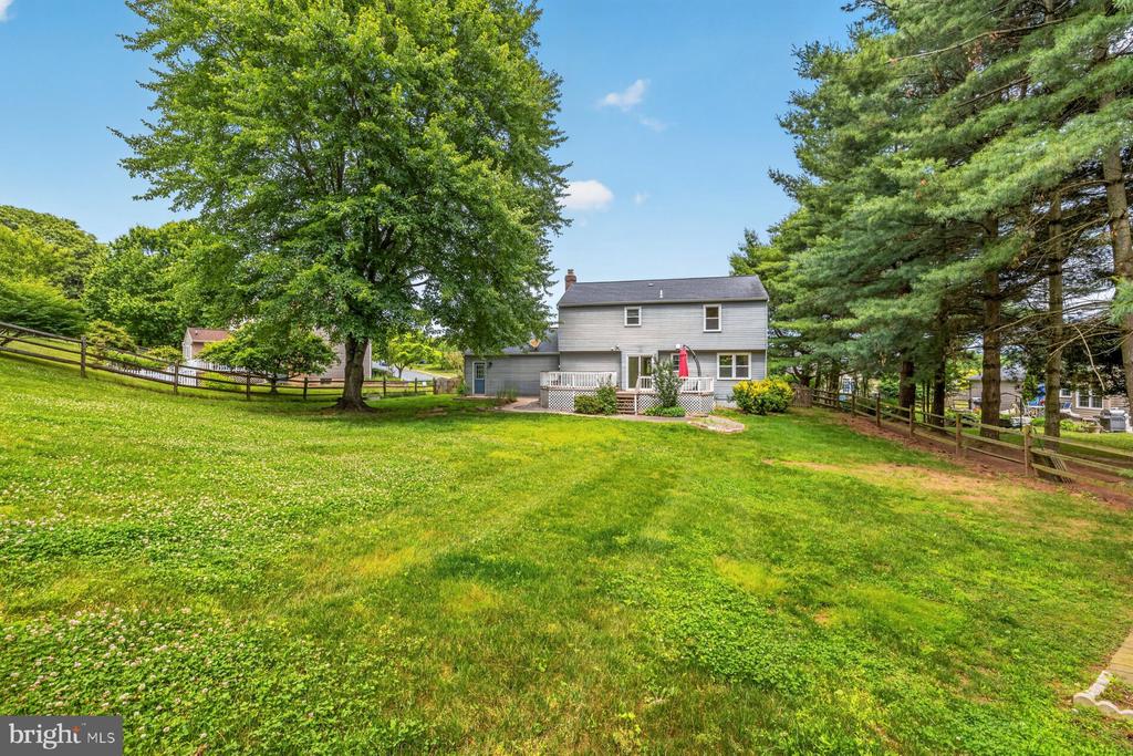 302 SPRING GATE COURT