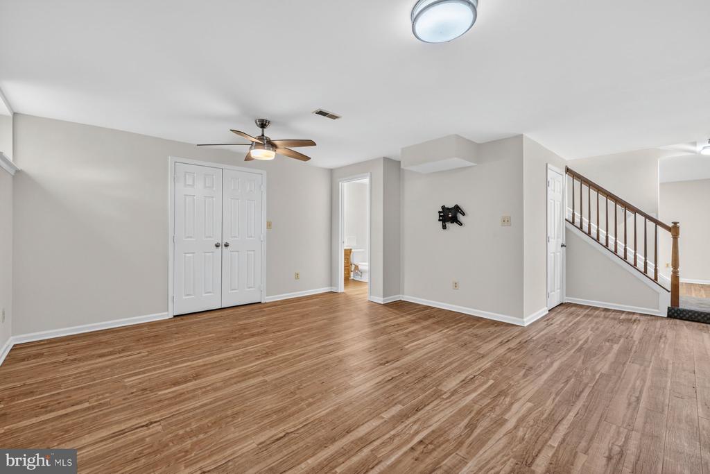 302 SPRING GATE COURT