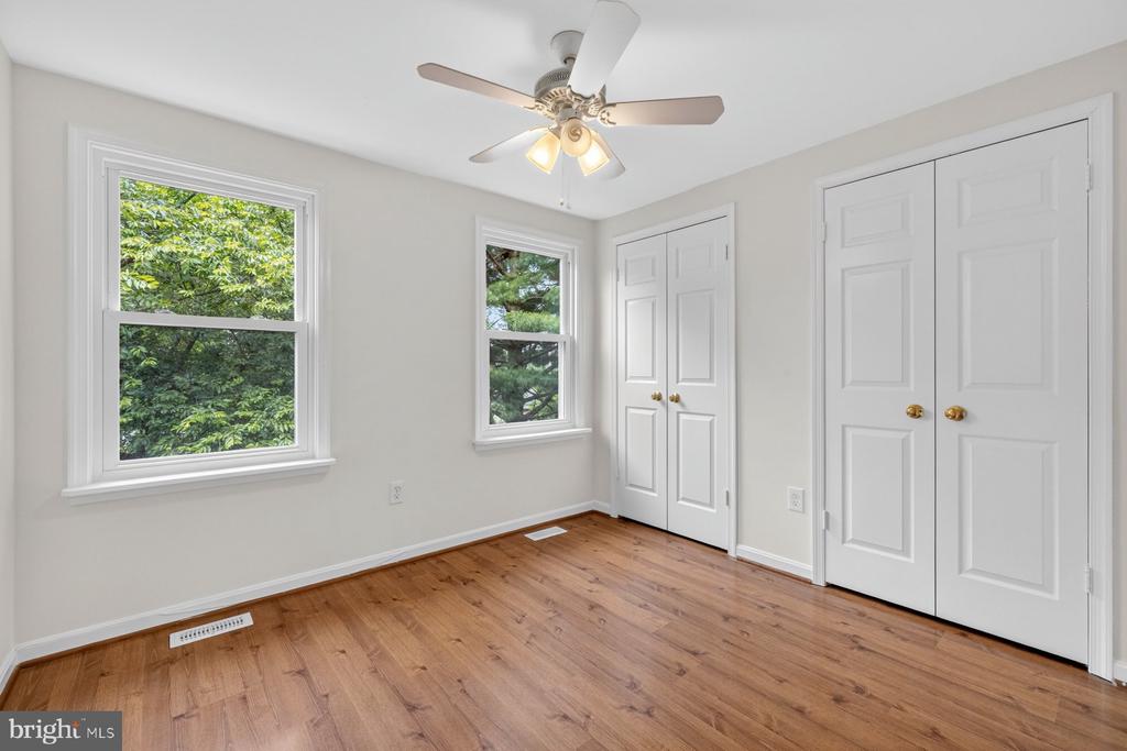 302 SPRING GATE COURT