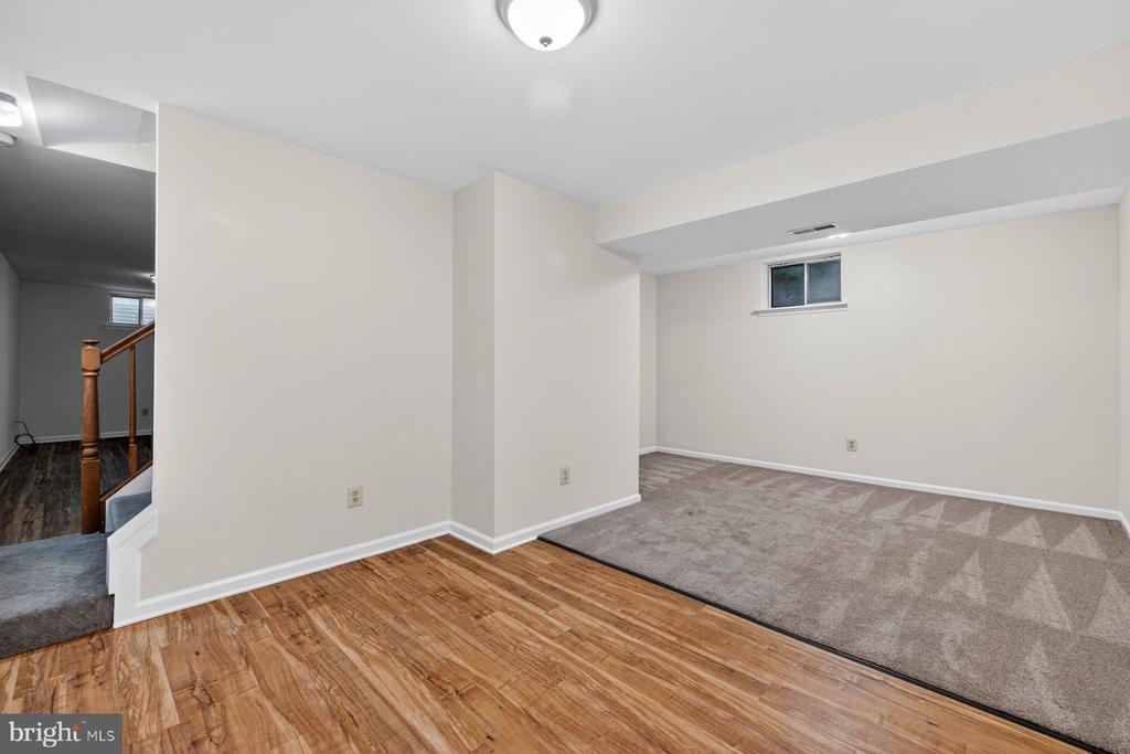 302 SPRING GATE COURT