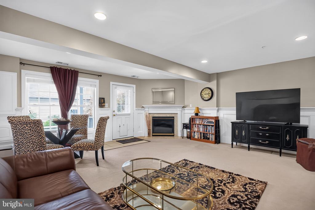 3928 SHAWFIELD LANE