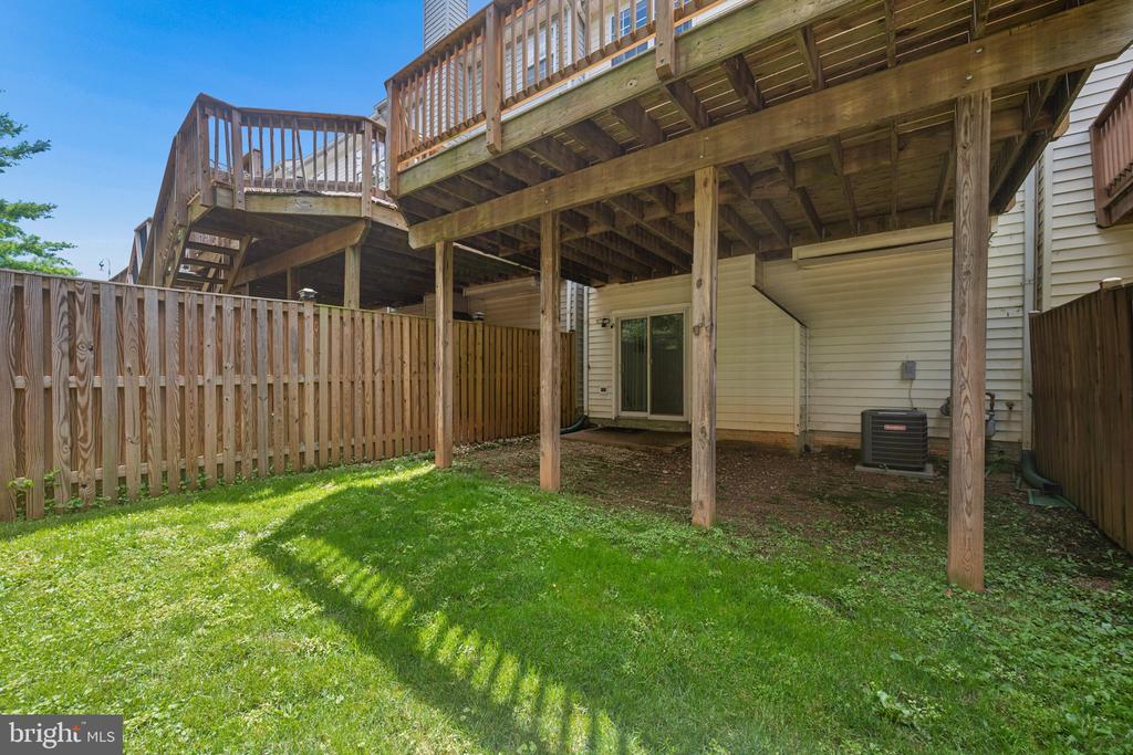 6208 CLIFFSIDE TERRACE