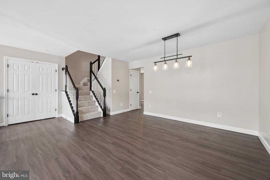 6208 CLIFFSIDE TERRACE