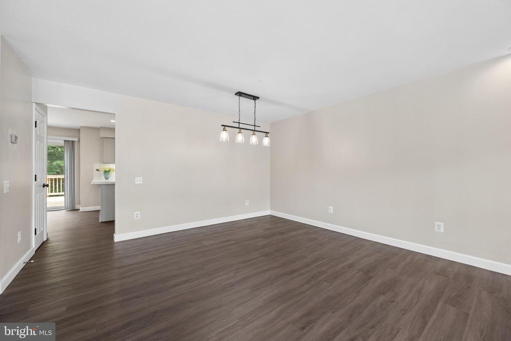 6208 CLIFFSIDE TERRACE