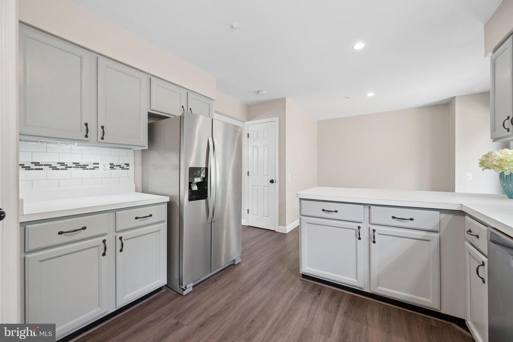 6208 CLIFFSIDE TERRACE