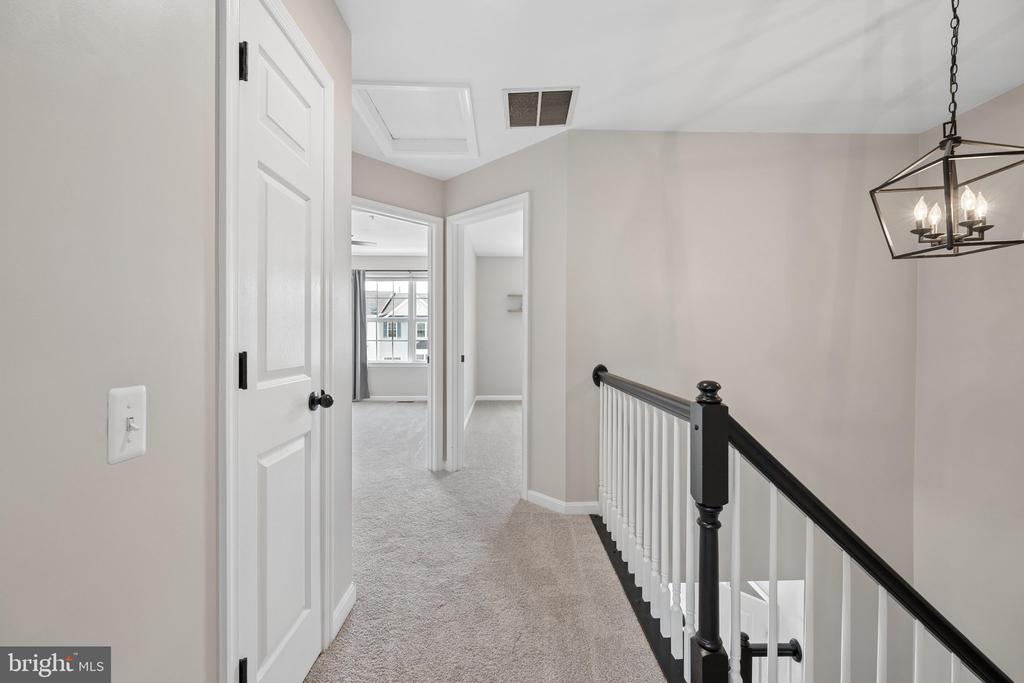 6208 CLIFFSIDE TERRACE