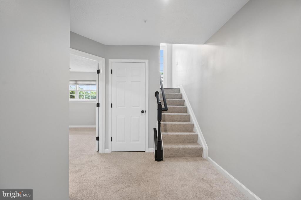 6208 CLIFFSIDE TERRACE