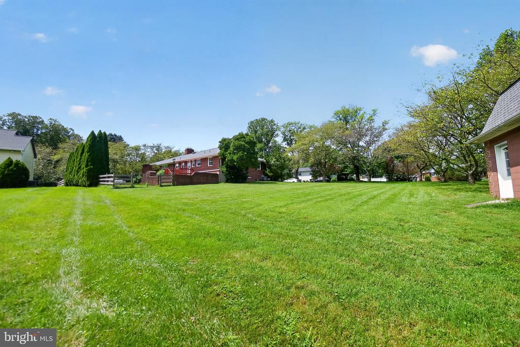 2901 FRANCIS DRIVE