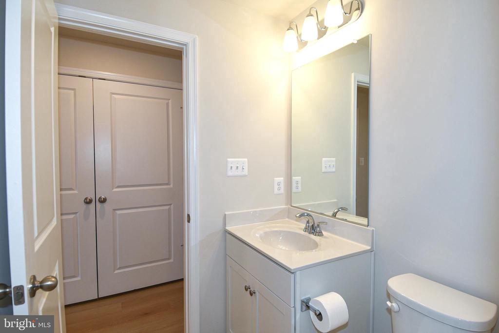 402 MATLOCK LANE