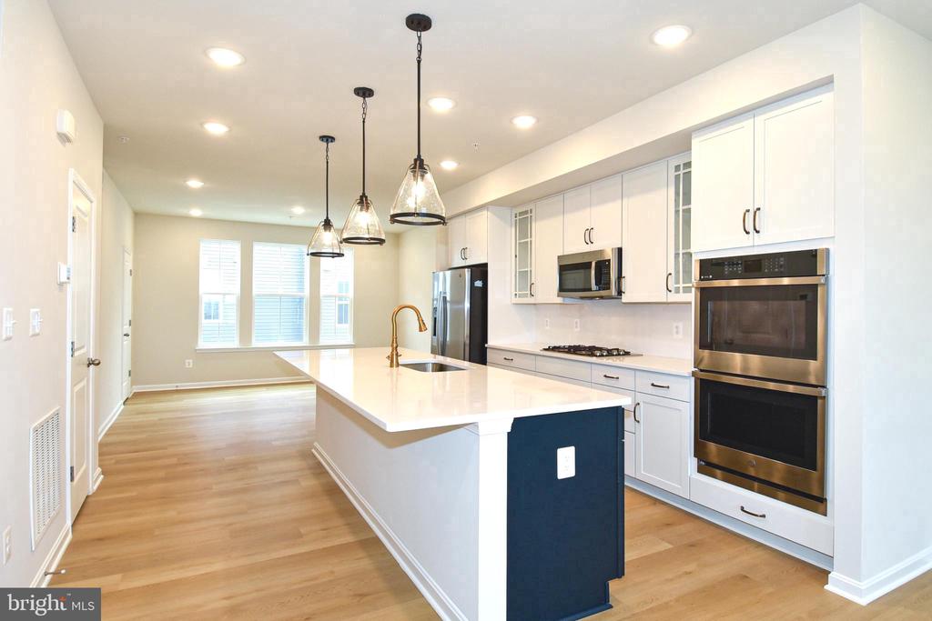 402 MATLOCK LANE