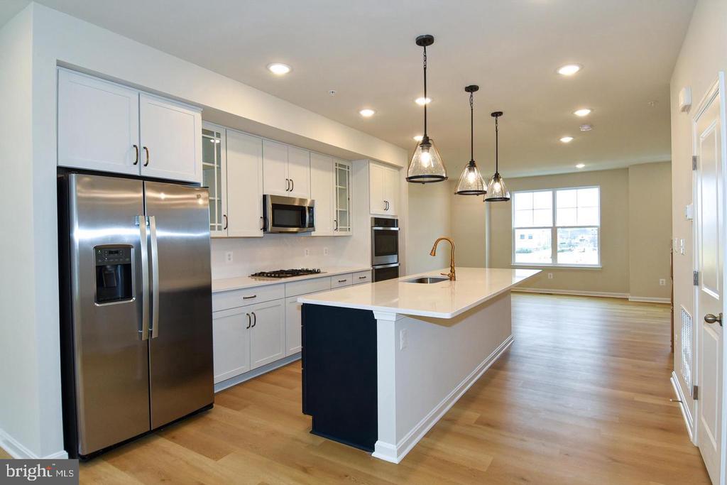 402 MATLOCK LANE