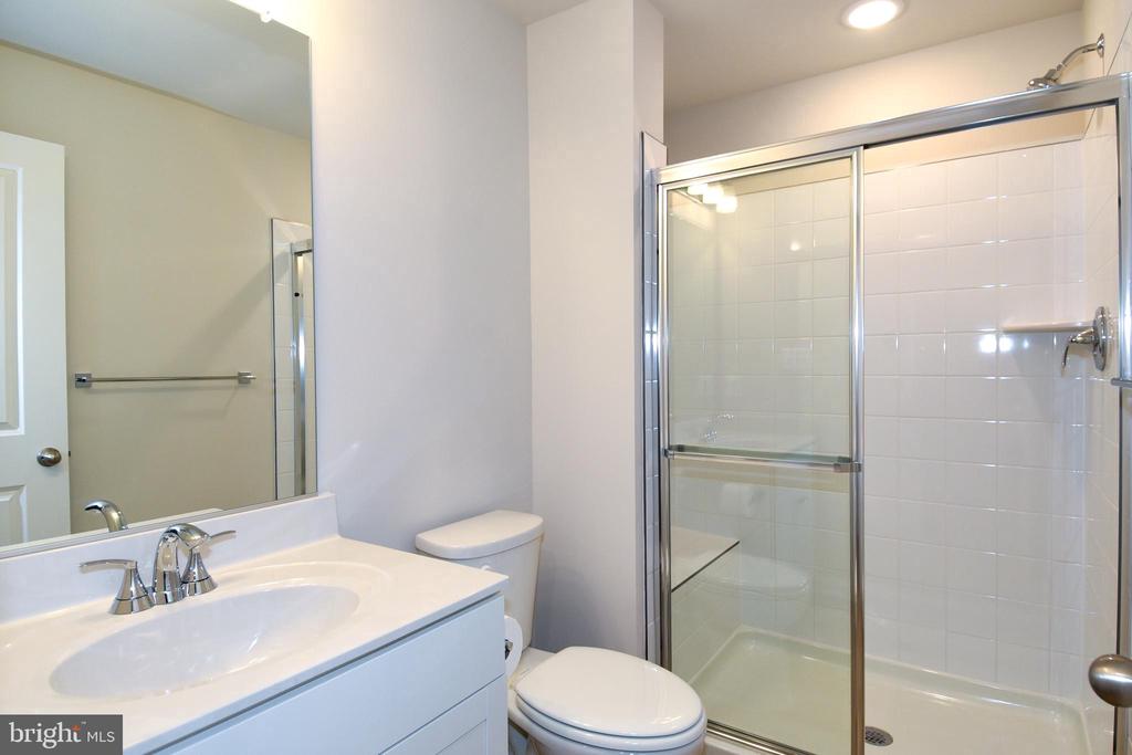 402 MATLOCK LANE