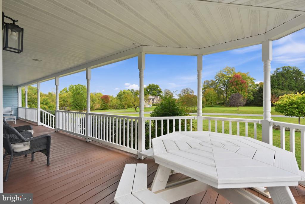 2994 HOPE MILLS LANE