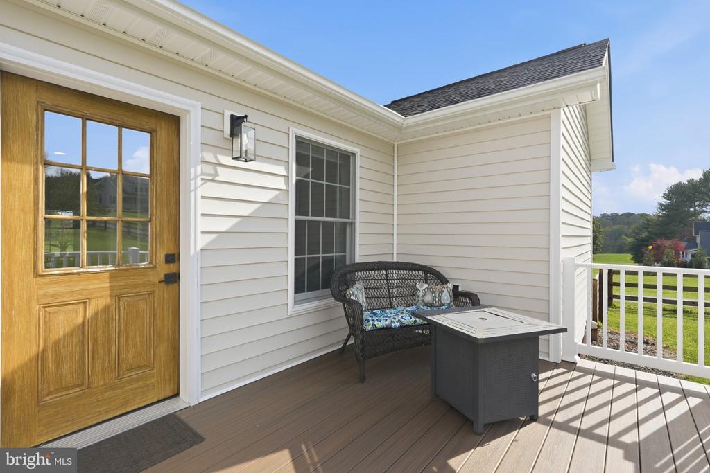 2994 HOPE MILLS LANE
