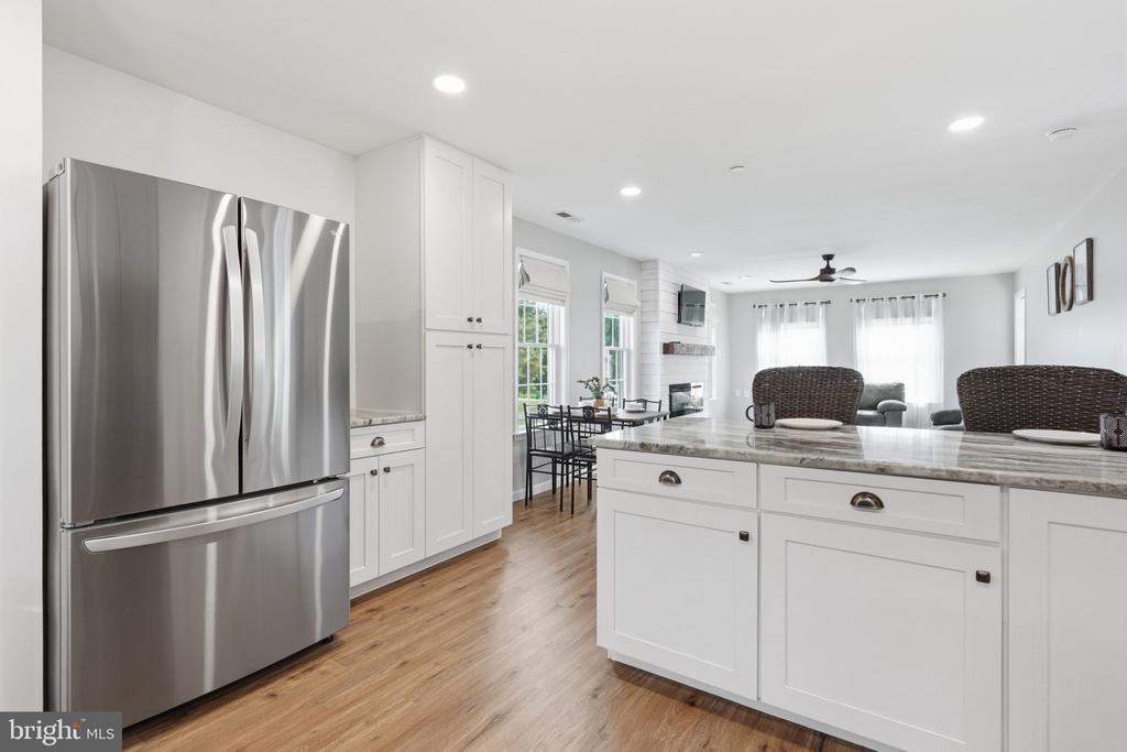 2994 HOPE MILLS LANE