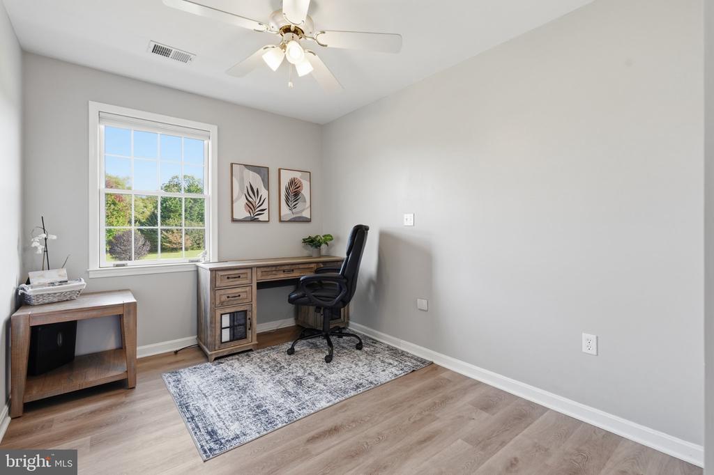2994 HOPE MILLS LANE