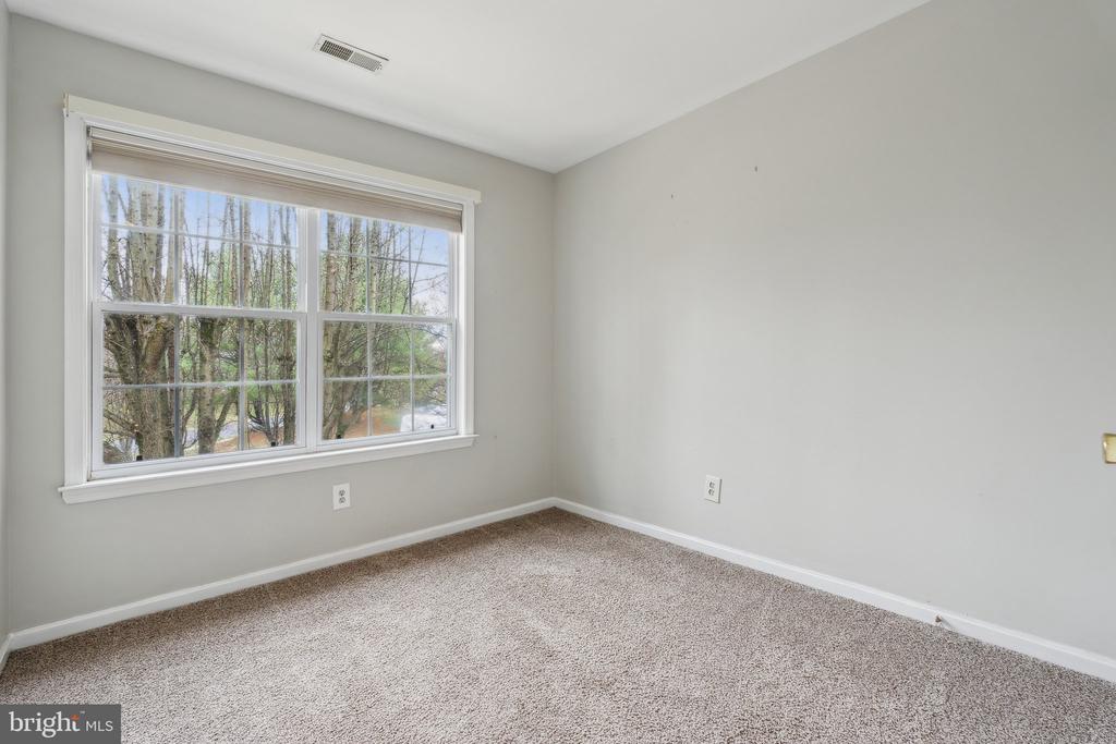 2006 FLAGSTONE COURT